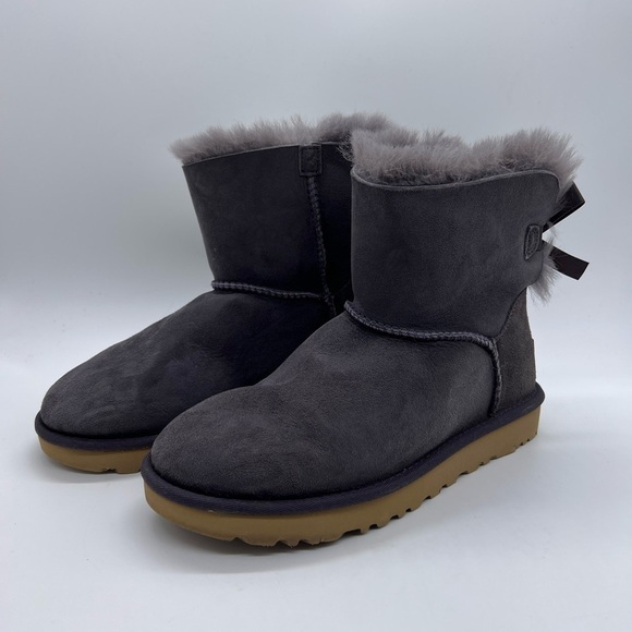 UGG WOMENS SIZE 7 PURPLE MINI BAILEY BOW II BOOTIE - Picture 1 of 15